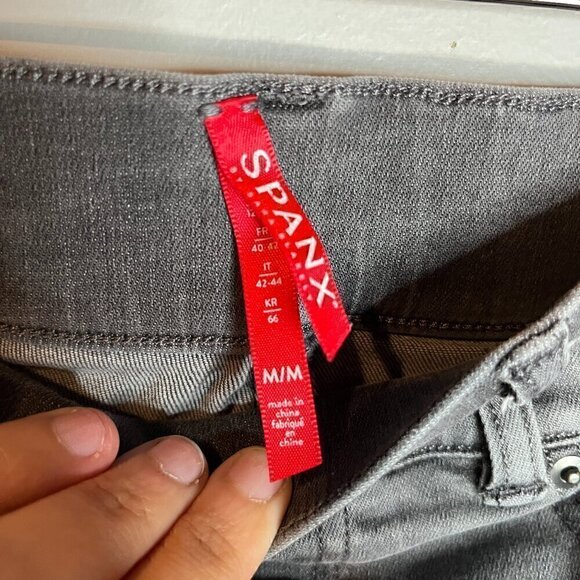 Spanx grey raw hem pull on jegging jeans - Picture 3 of 7